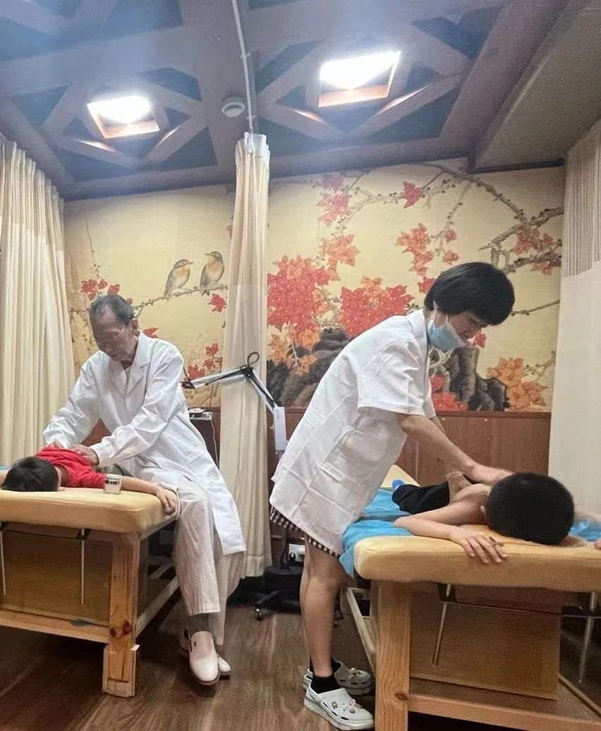  小药瓶·大爱心。共筑绿色健康梦(图5)