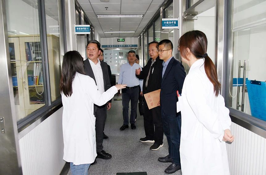 通大丨动态 上海市第二康复医院与上海通大中医医院签定战略合作协议(图12)