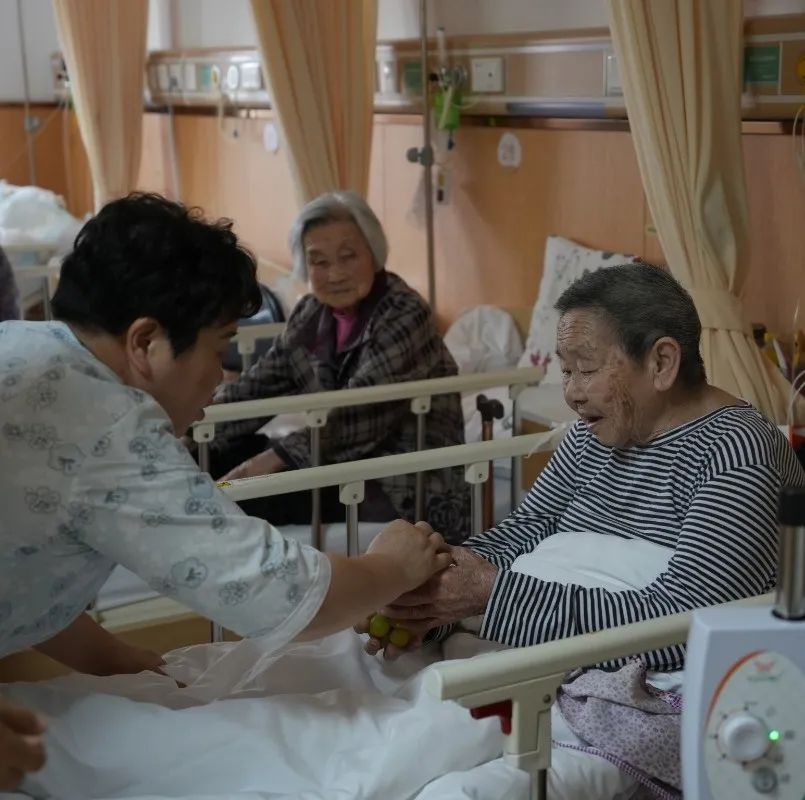 爱心公益-关爱老人走进万家(图7)