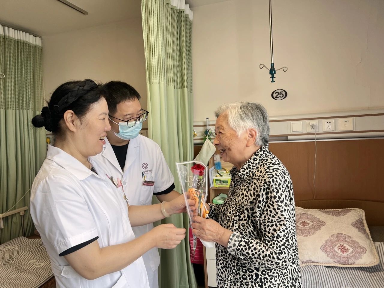 尊师重教·感谢师恩——上海福申护理院教师节活动(图13)