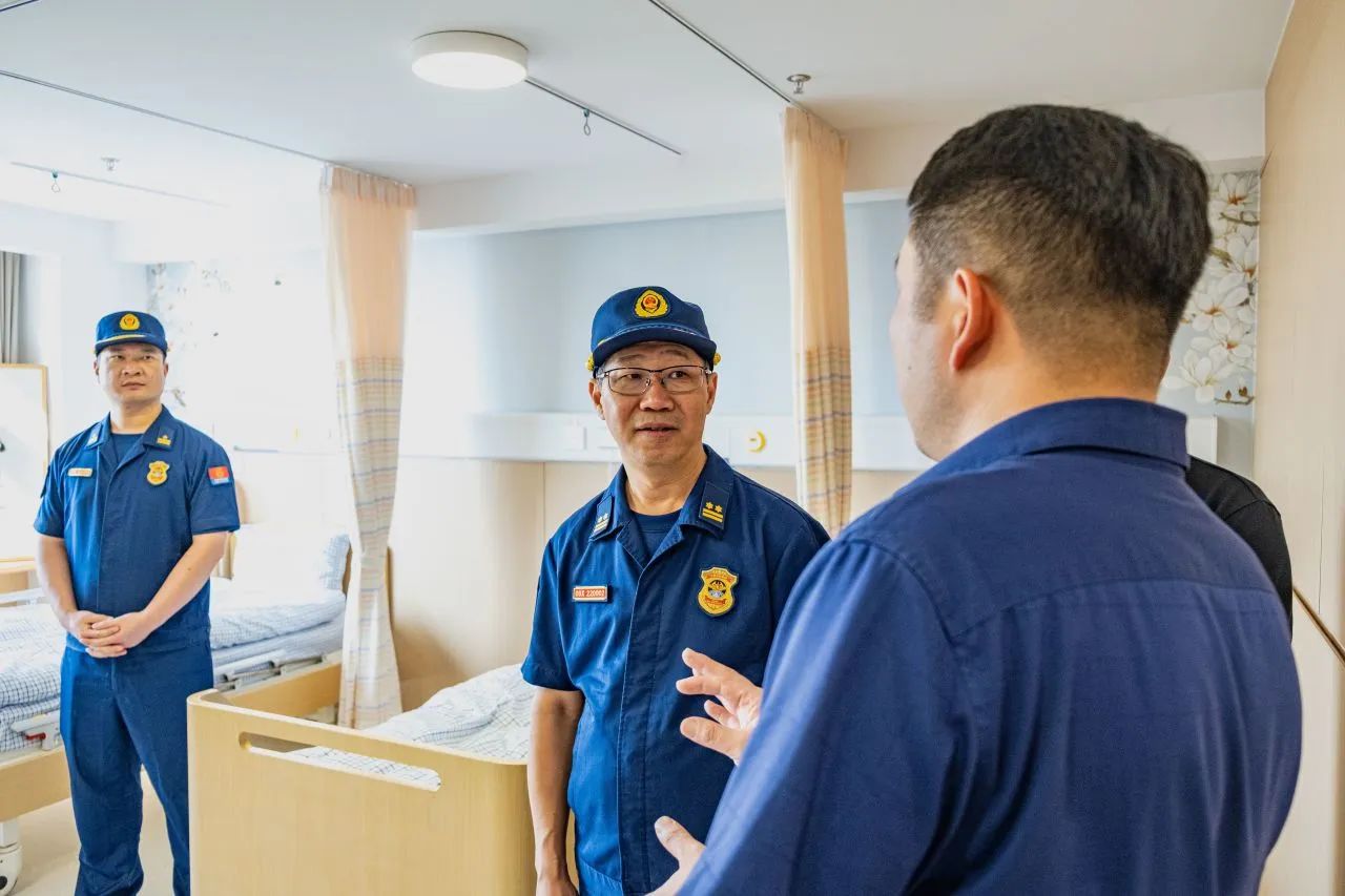 金山消防莅临我院检查指导消防安全工作(图6)