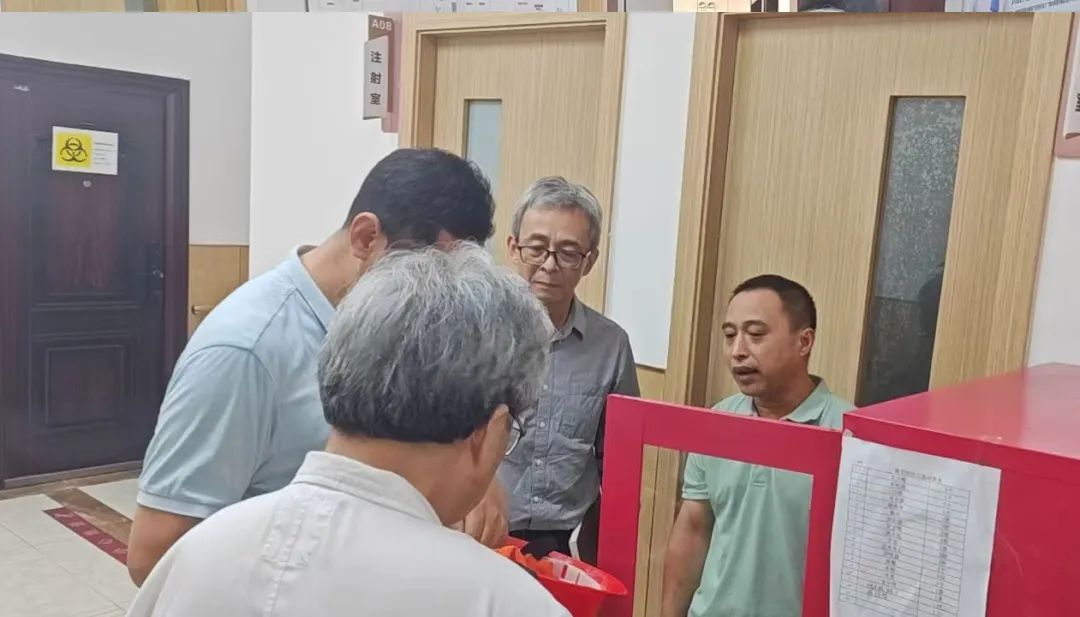 筑牢安全防线，坚守“医”方安全 | 石化街道领导莅临我院检查消防安全工作(图4)