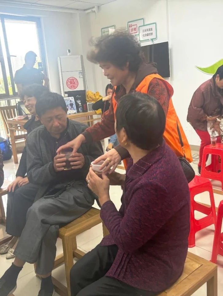 福申中医堂膏方养生科普走进社区(图11)